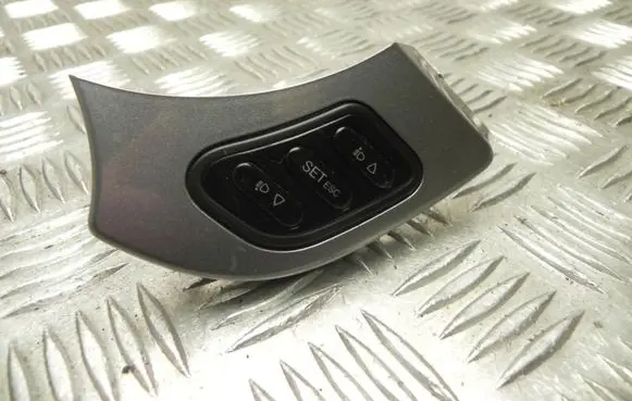 Alfa Romeo Giulietta Other switches/knobs/shifts 156088499 T4366