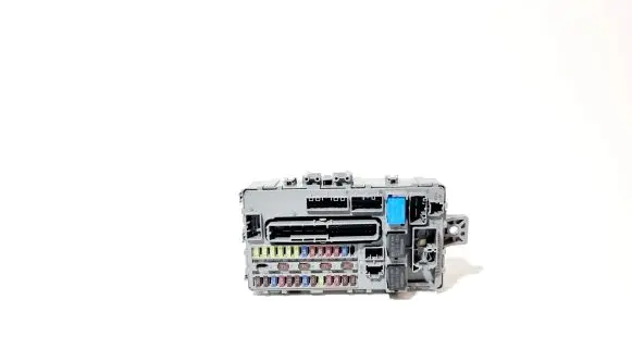 Honda Accord Fuse module TL0S011 EJD109ZX4