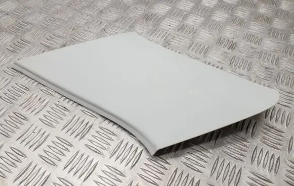 (D)pillar trim (top)