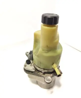 Volvo C30 Power steering pump 31202520 5N513K514CA
