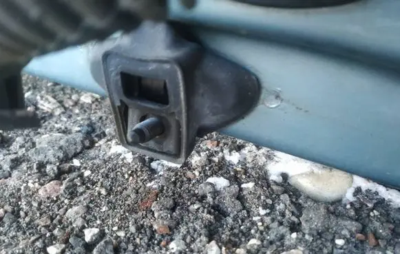 Seat Ibiza IV (6J,6P) Front door check strap stopper 