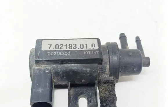 Volkswagen Golf IV Turbo solenoid valve 702183010