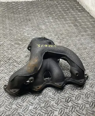 Hyundai Sonata Exhaust manifold