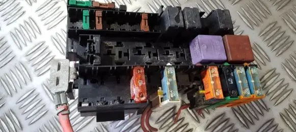 Renault Scenic I Fuse box set 7703497782A