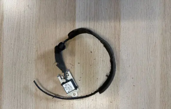 Suzuki SX4 S-Cross Aerial GPS antenna 3995061M00