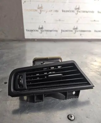 BMW 5 F10 F11 Dashboard side air vent grill/cover trim 9166887 9166893