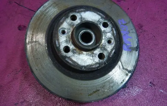 Renault Kangoo I Front wheel hub spindle knuckle