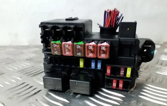 Opel Mokka Fuse module