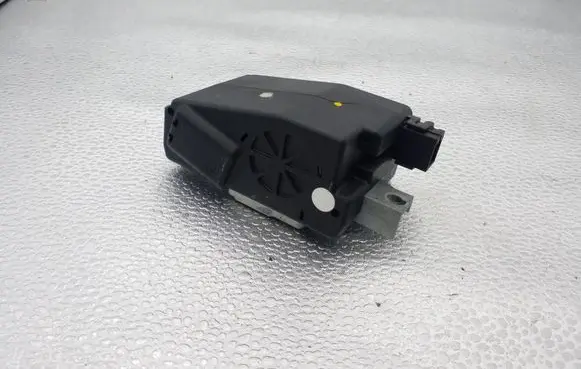 Audi A4 S4 B8 8K Steering wheel lock 8K0905852D MSR18060825221647 033571101