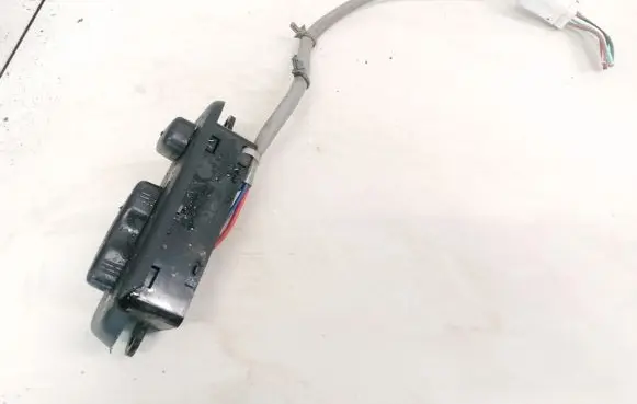Subaru B9 Tribeca Seat control switch 