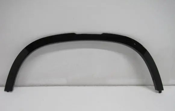 Land Rover Defender Front arch trim L8B216A075BB BCTBC 581501101025
