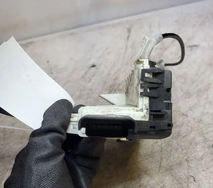 Citroen C5 Front door lock PSA574388 5170A0931J7