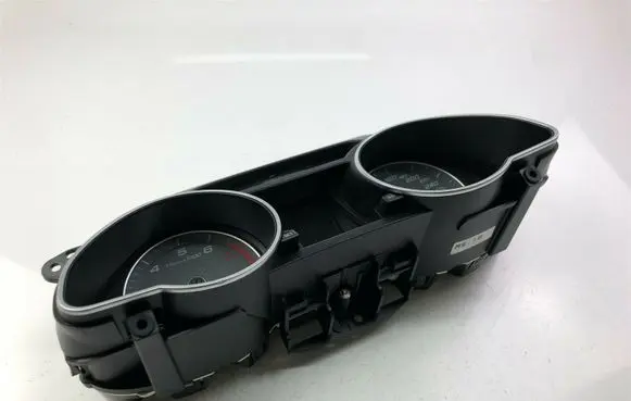 Audi A5 8T 8F Speedometer (instrument cluster) 8T0920932A G1290