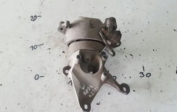Audi A8 S8 D4 4H Gearbox mount 4H0399113E