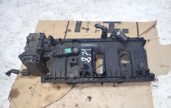 Nissan Qashqai+2 Intake manifold 1072535S01 140030983R