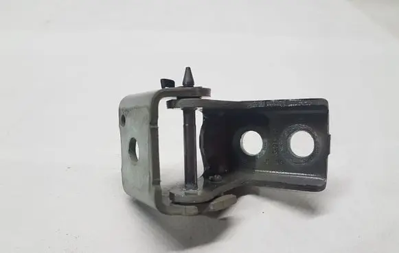 Peugeot 3008 II Front door upper hinge 1608322680