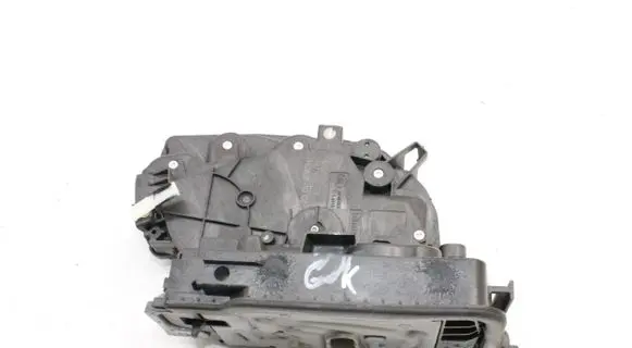 BMW 6 G32 Gran Turismo Rear door lock 7477697