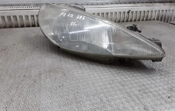 Peugeot 206 Headlight/headlamp E902HO