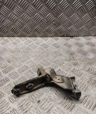 Volkswagen Caddy Sliding door middle roller runner 2k0843336a