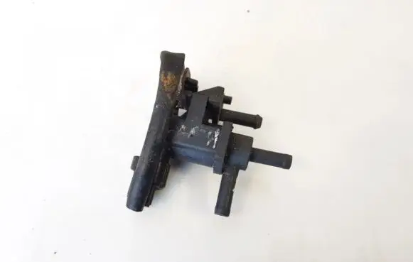 Valve vacuum
