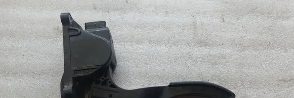 Mercedes-Benz Sprinter W906 Accelerator throttle pedal A9063000304 0280755025