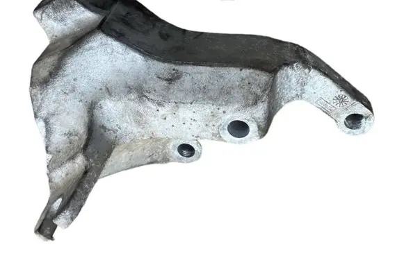 Ford C-MAX II Engine mounting bracket AV617M125AA
