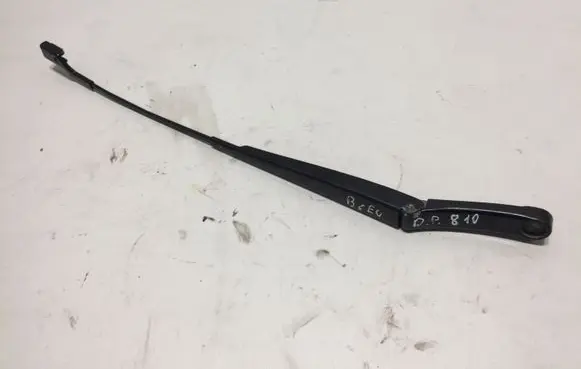 Volkswagen PASSAT B6 Front wiper blade arm 3C1955410B