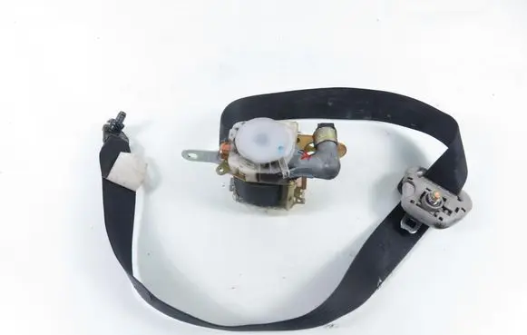 Suzuki Swift I Front seatbelt 8494062J1
