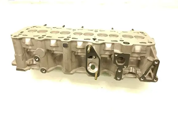 Volkswagen Crafter Engine head 2308262281009