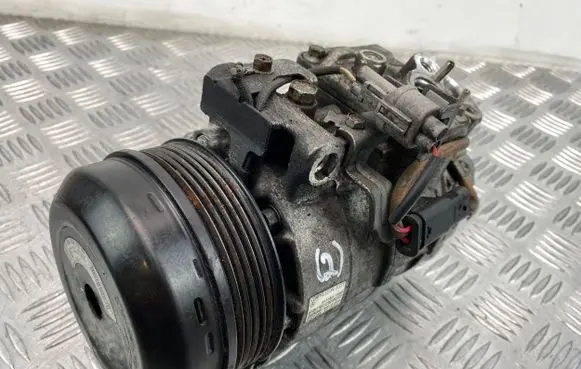 Mercedes-Benz GLK (X204) Air conditioning (A/C) compressor (pump) A0008302700