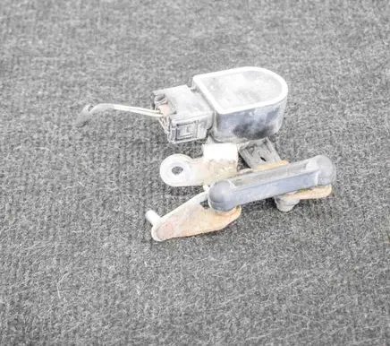 BMW 5 F10 F11 Headlight/headlamp level sensor 6860843