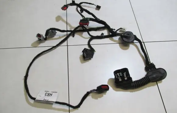 Ford C-MAX II EUR ISO radio connector AV6T14A584CSH