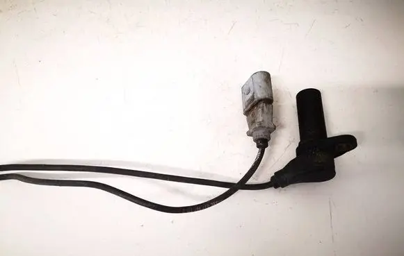 Audi A4 S4 B6 8E 8H Crankshaft position sensor 038907319D