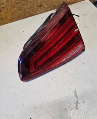 Volkswagen Golf VII Tailgate rear/tail lights 5G0945094AH L90124377