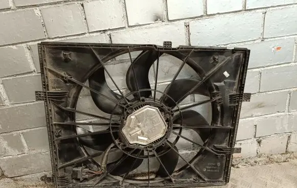 Mercedes-Benz S W222 Electric radiator cooling fan A0999060612
