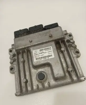 Ford Kuga I Engine control unit/module AV4112A650CM 28330761 97RI010012