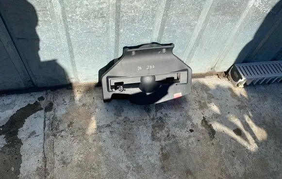 Mercedes-Benz SLK R172 Centre console side trim rear A1726900241