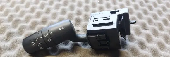 Mazda 3 III Indicator stalk 17F882