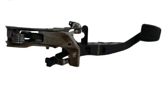 Toyota Auris E180 Brake pedal