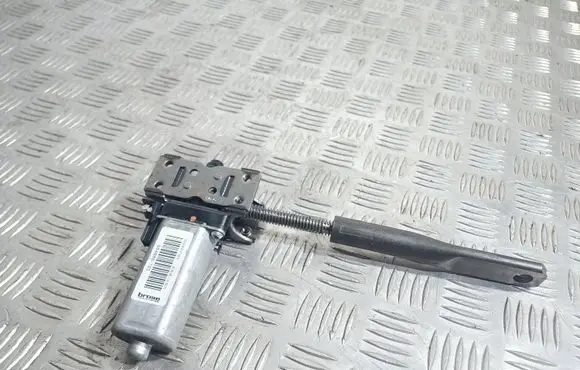 Jaguar XF X250 Seat adjustment motor 984686