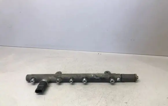 Volvo S40, V40 Fuel main line pipe 0445214024 7700114017