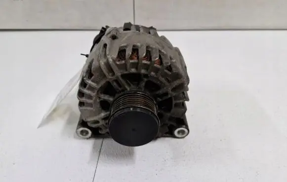 Citroen DS4 Generator/alternator 9678048880