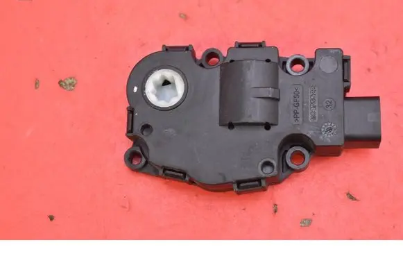 BMW X3 F25 Air flap motor/actuator EFB436