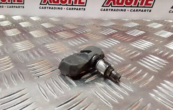BMW 5 E60 E61 Tire pressure sensor 6781847