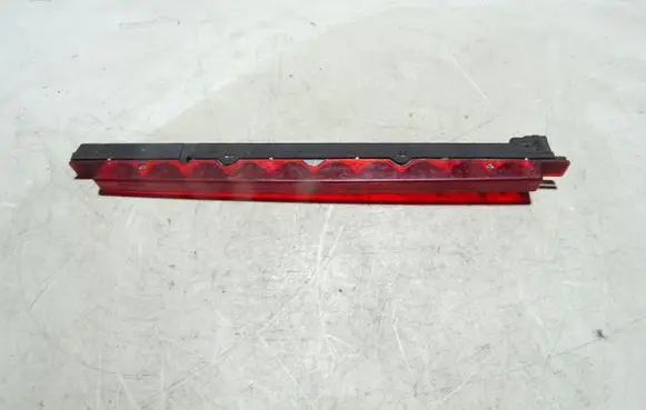 Audi A4 S4 B5 8D Third/center stoplight 8D9945097B