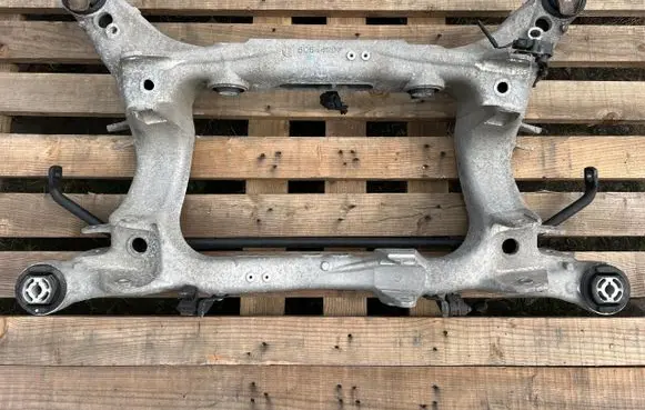Alfa Romeo Giulia Rear axle beam with reductor 50544267