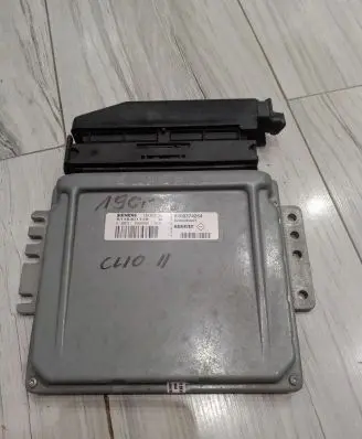 Renault Clio II Engine control unit/module ECU S118301118A