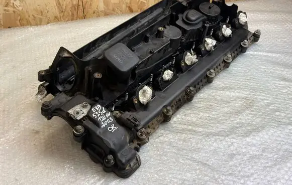 BMW 5 E39 Rocker cam cover 0928400458 7787980 11127787980