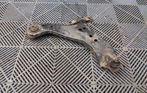 Toyota RAV 4 (XA40) Front lower control arm/wishbone 4806842070