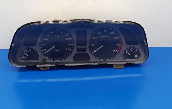 Mercedes-Benz 306 Speedometer (instrument cluster) 9640308080